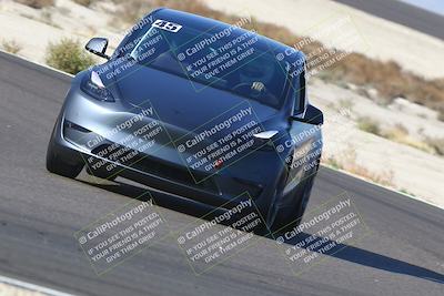 media/Nov-08-2025-Speed Ventures (Sat) [[1c7a6332f5]]/TC B/Session 1 (Turn 3)/